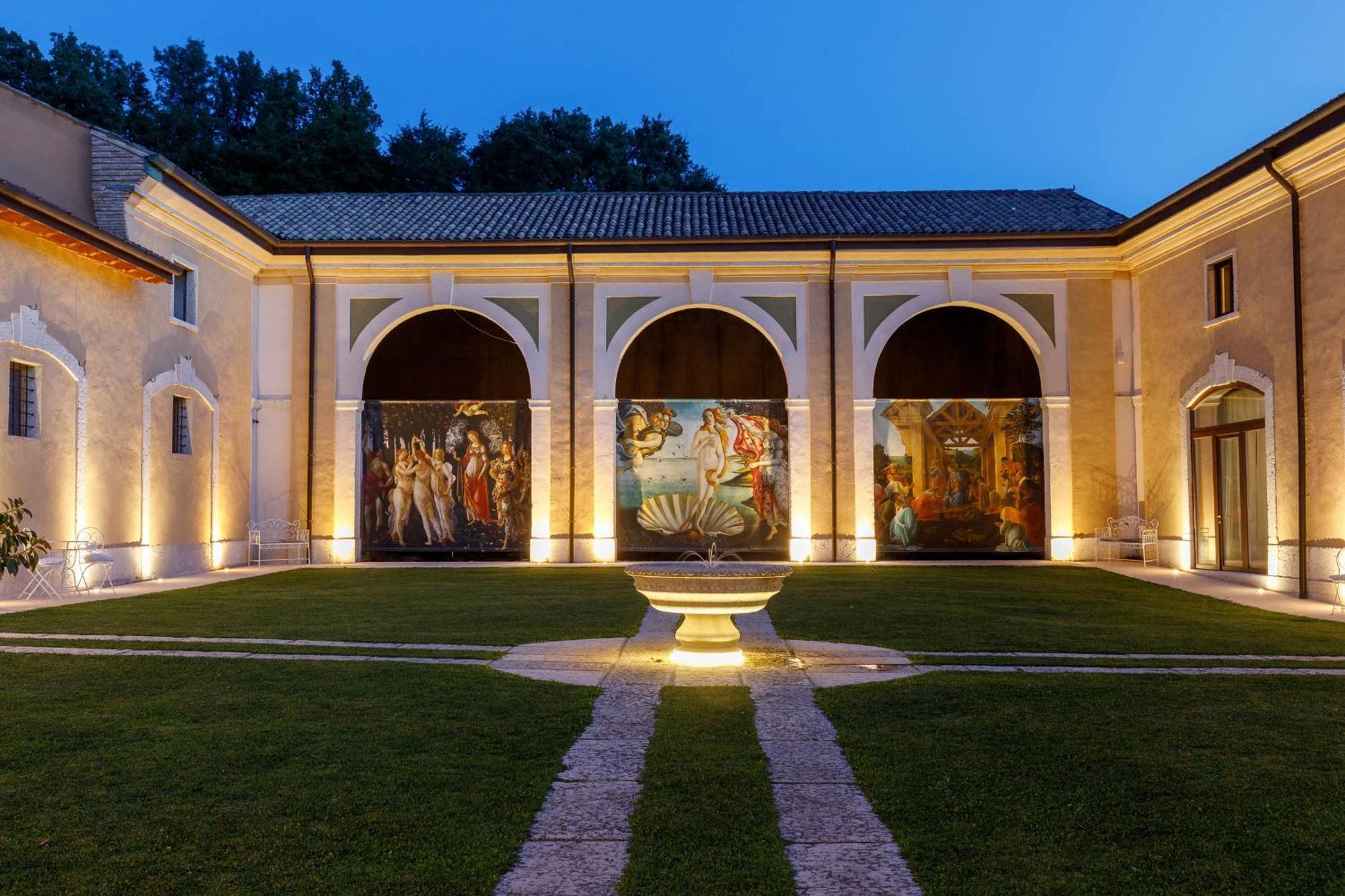 Villa Padovani Relais De Charme - Adults Only Pastrengo Exterior photo